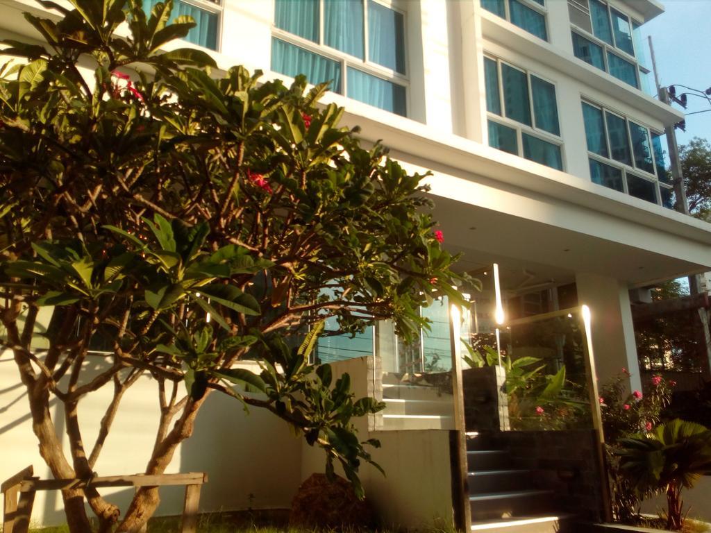 Serenity Wongamat Apartments Pattaya Dış mekan fotoğraf