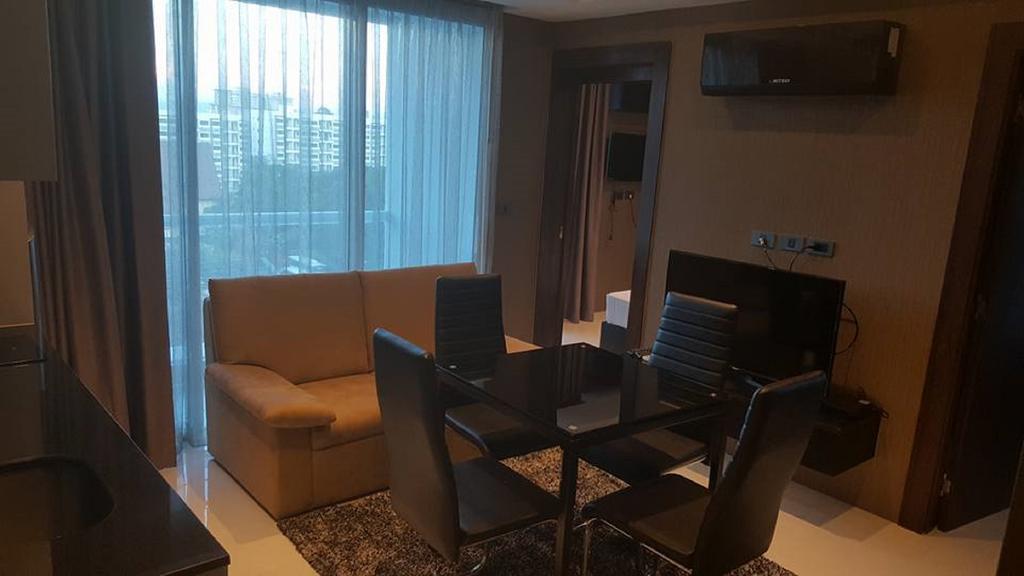 Serenity Wongamat Apartments Pattaya Dış mekan fotoğraf