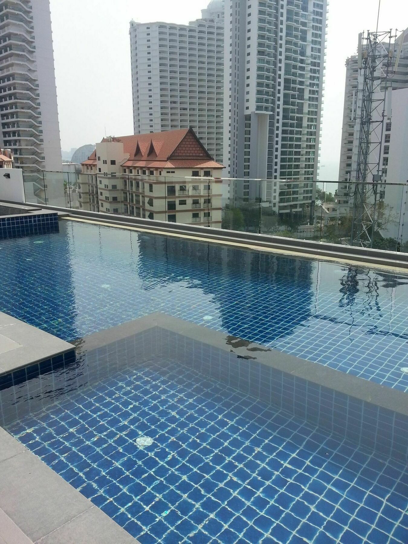 Serenity Wongamat Apartments Pattaya Dış mekan fotoğraf